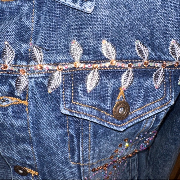 Victorian Embroidered & Appliquéd Jean Jacket - Picture 10 of 13